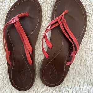 Olukai women’s flip flops size 8